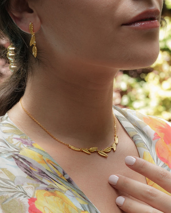 Leaflet Berry Necklace